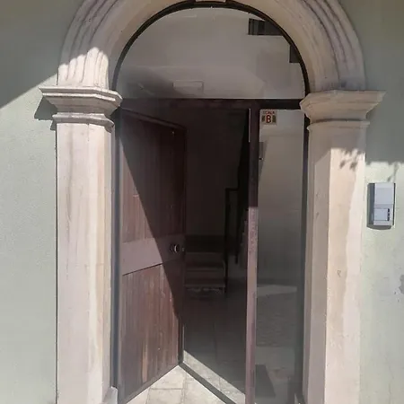 Dreaming Borgo Roma Daire *